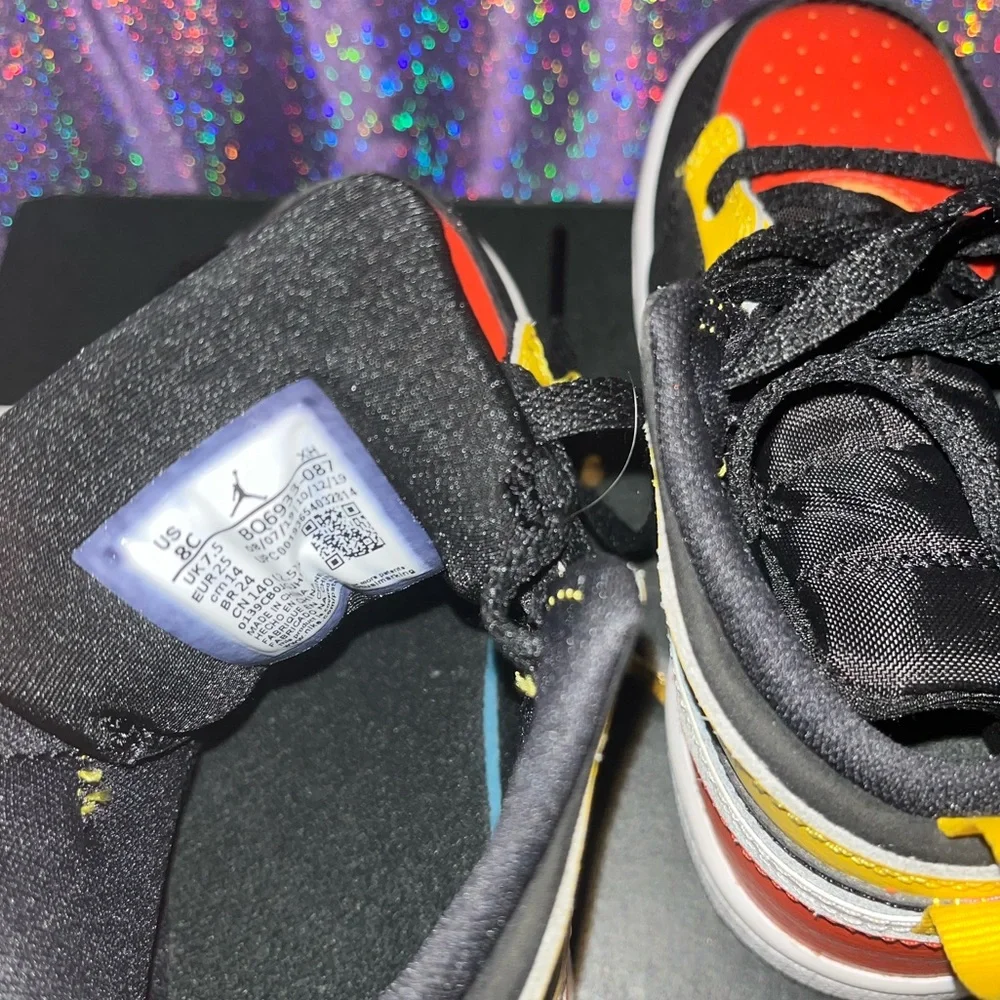 Nike Air Jordan 1 Mid Shoes